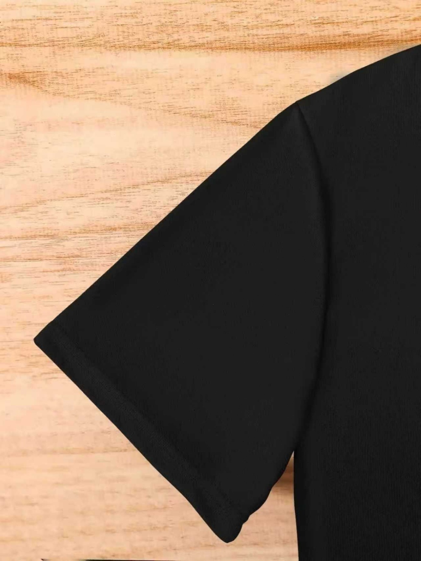 The men's short-sleeved shirt  - огляд і ціна Summer Clothing Must Haves